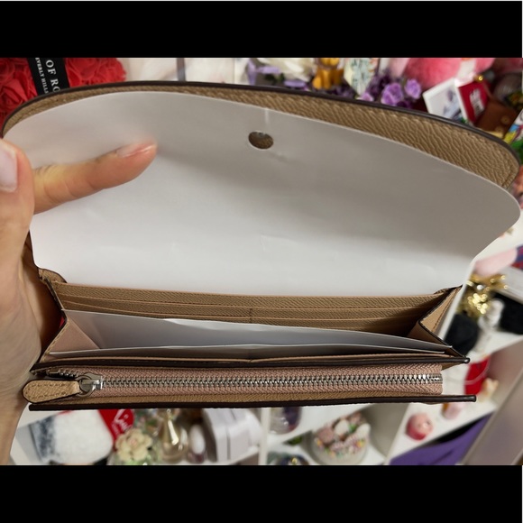 Coach Wallet - Picture 6 of 6